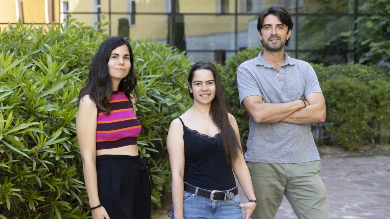 Ana Martín Hurtado, Julia Contreras e Iván Plaza. / Laura M. Lombardía. CNIO